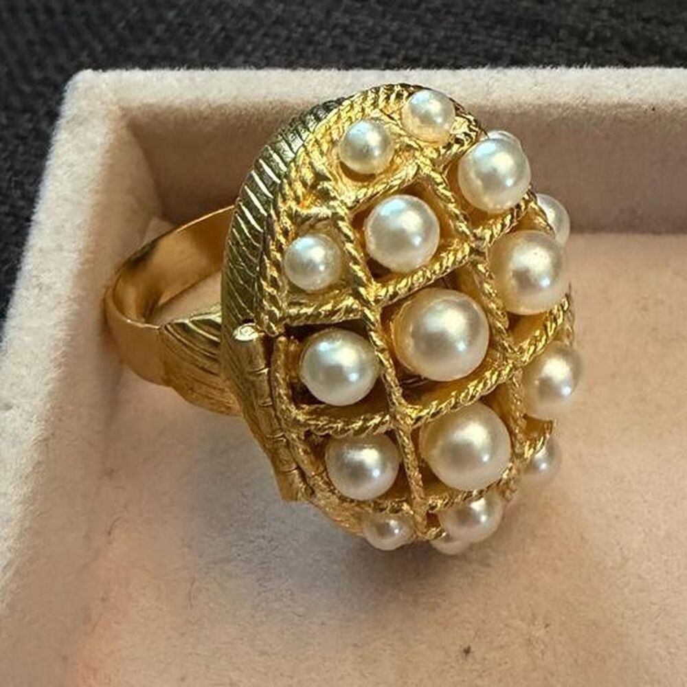 Avon Women's Gold Jewellery